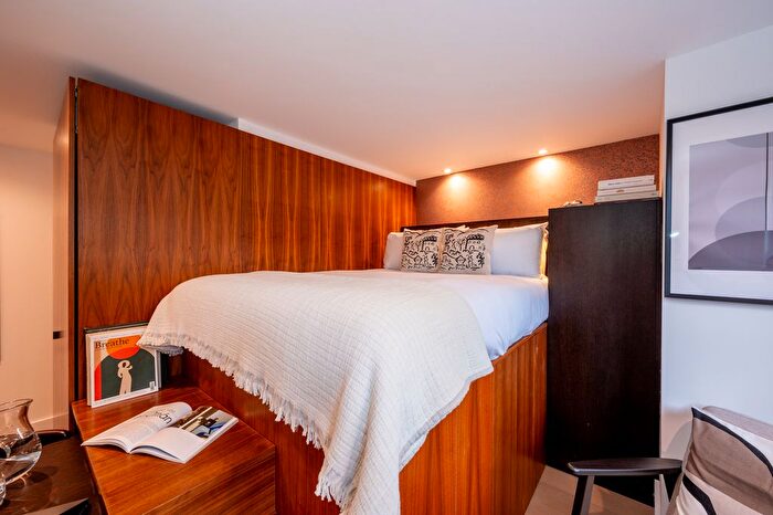 Studio To Rent In Dennington Park Road, London, NW6