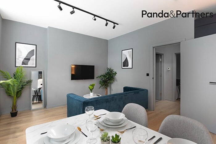 1 Bedroom Flat To Rent In Maple Street, London, W1T