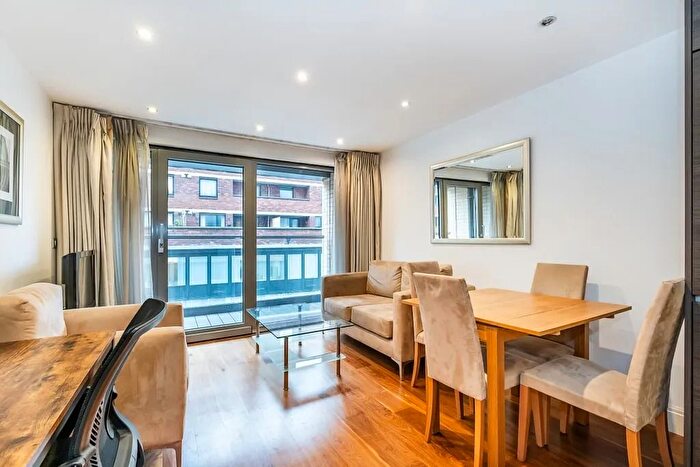 1 Bedroom Flat To Rent In Daneville Road, London, SE5