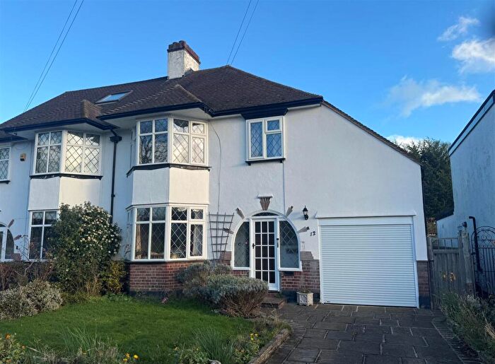 3 Bedroom Semi Detached House For Sale In The Close, Petts Wood, BR5