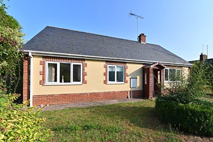 4 Bedroom Bungalow For Sale In Pound Street, Ebbesbourne Wake, SP5