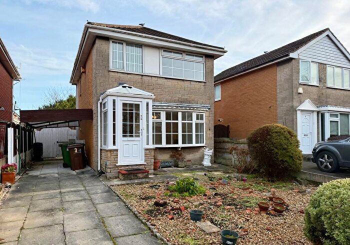 3 Bedroom Detached House For Sale In Bowling Green Close, Southport, Merseyside, PR8