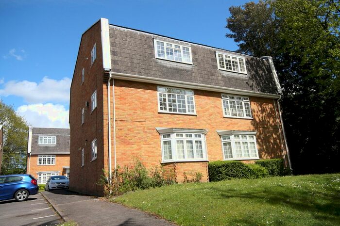 1 Bedroom Flat To Rent In The Birches, Woking, GU22