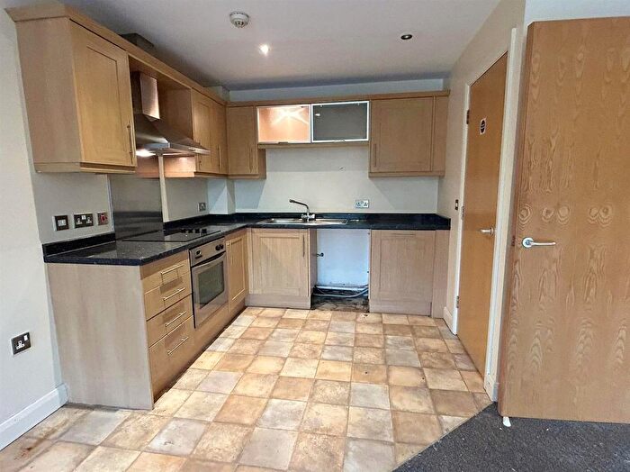 1 Bedroom Flat For Sale In Canal Road, Selby, YO8