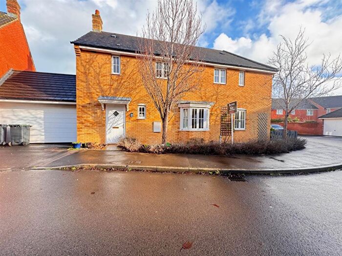 3 Bedroom Terraced House To Rent In North Fields, Sturminster Newton, DT10