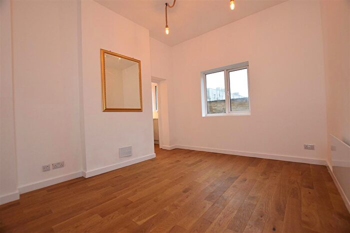 2 Bedroom Flat To Rent In Sussex Road, St. Leonards-On-Sea, TN38