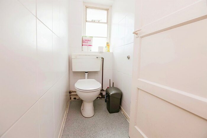 3 Bedroom Terraced House For Sale In Nearmoor Road, Shard End, Birmingham, B34