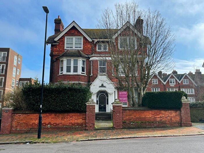 1 Bedroom House Of Multiple Occupation To Rent In Room, Top Floor Flat, West Hse Granville Road, Eastbourne, BN20