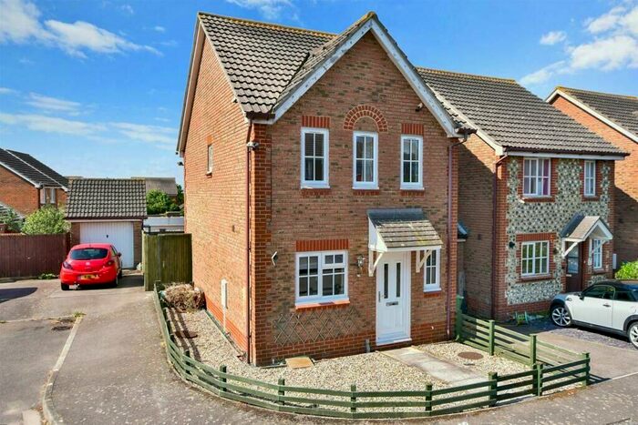 3 Bedroom Detached House To Rent In Orchid Close, Minster On Sea, Sheerness, ME12