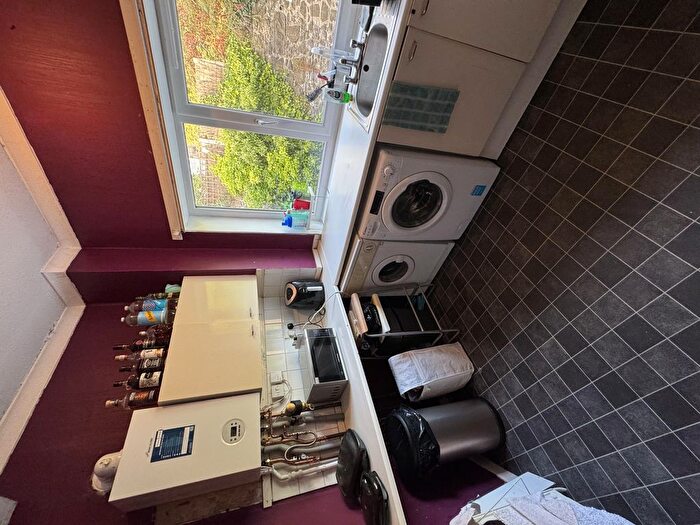 2 Bedroom Flat To Rent In Cowane Street, Stirling, FK8