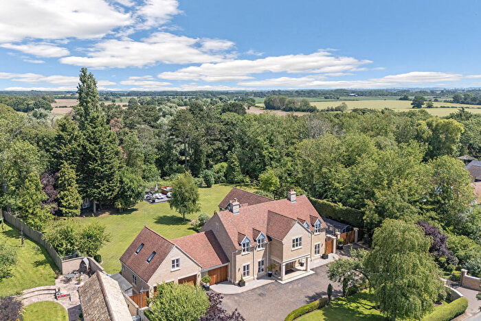 6 Bedroom Detached House For Sale In Sawtry Road, Glatton, Huntingdon, Cambridgeshire, PE28