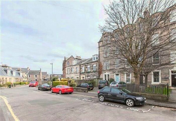 4 Bedroom Terraced House To Rent In Upper Gilmore Place, Viewforth, Edinburgh, EH3