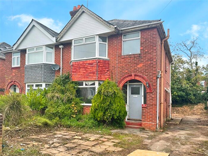 3 Bedroom Semi Detached House For Sale In Archery Grove, Southampton, Hampshire, SO19