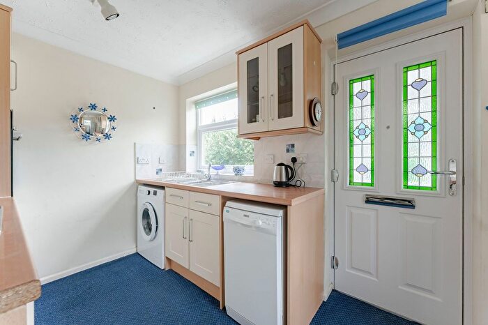 2 Bedroom Semi-detached Bungalow For Sale In Chapel Close, Reepham, NR10