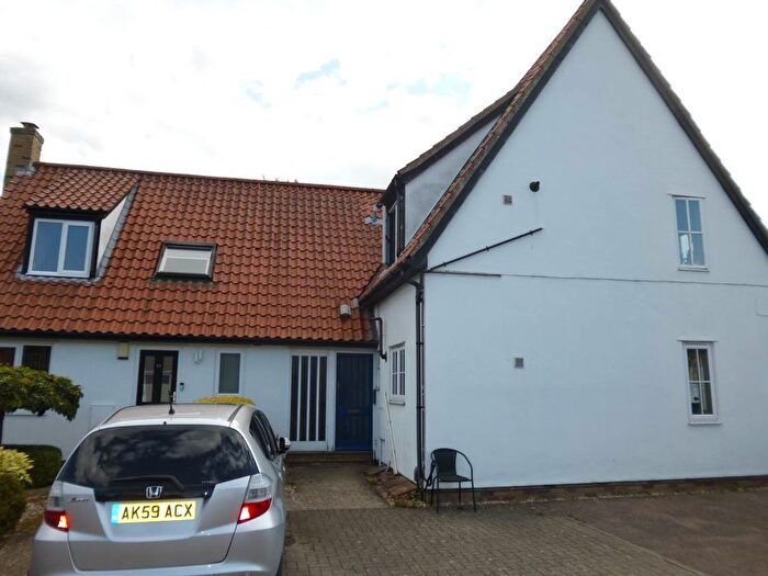 1 Bedroom Flat To Rent In Brook Close, Histon, Cambridge, CB24