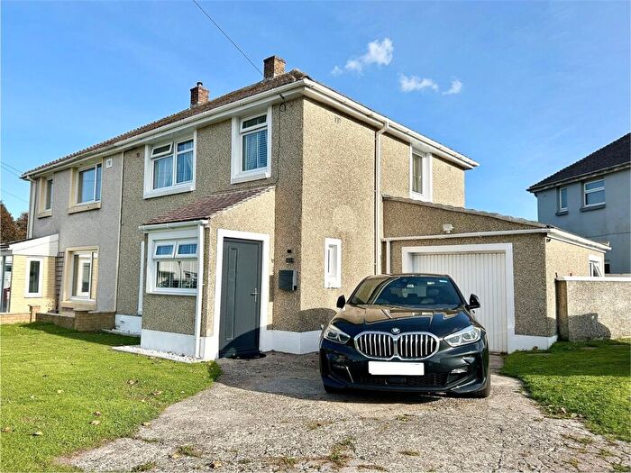 4 Bedroom Semi-Detached House For Sale In Picton Road, Hakin, Milford Haven, Pembrokeshire, SA73