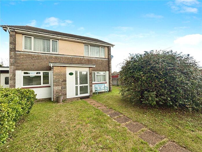2 Bedroom Maisonette For Sale In Newport Road, Godshill, Ventnor, PO38