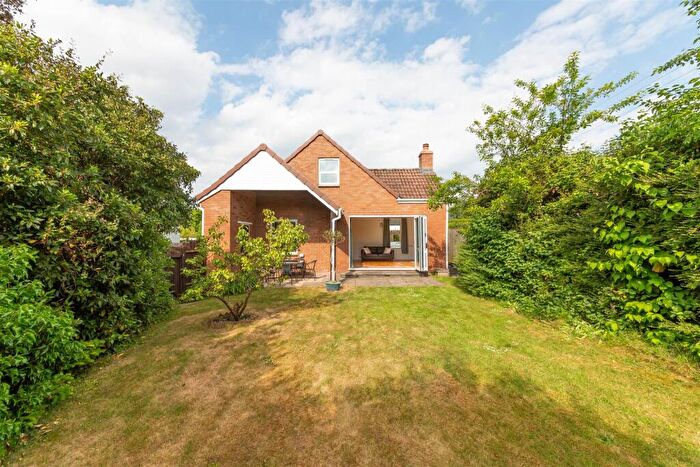 4 Bedroom Detached House For Sale In Old Priory Road | Easton-In-Gordano, BS20
