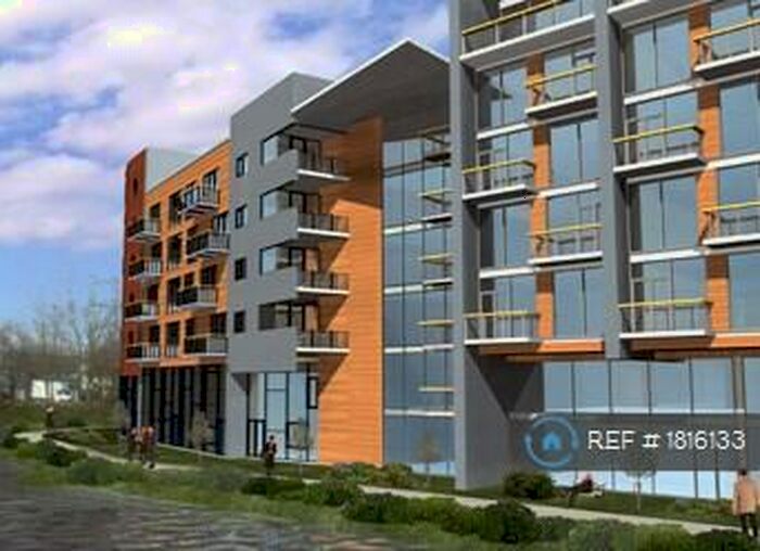 3 Bedroom Flat To Rent In Roach Road, London, E3