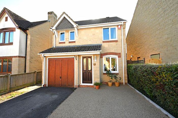 3 Bedroom Detached House For Sale In Heritage Close, Peasedown St John, BA2