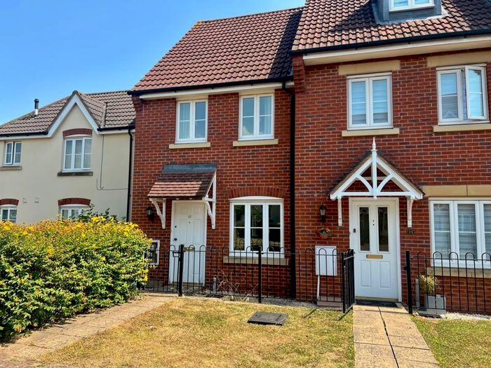 2 Bedroom Terraced House To Rent In King Edward Close, Calne, SN11