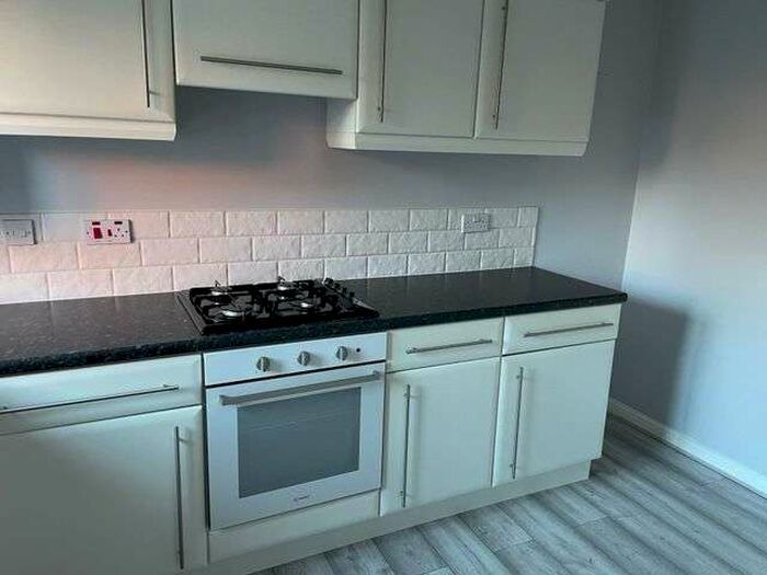 3 Bedroom Semi-Detached House To Rent In Brecon Gardens, Middlesbrough, TS6