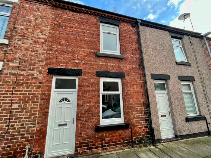 2 Bedroom Terraced House To Rent In Chandos Street/ Denes - Darlington, DL3