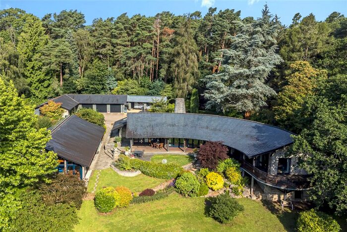 4 Bedroom Country House For Sale In Warren Copse, Woodgreen, Fordingbridge, Hampshire, SP6