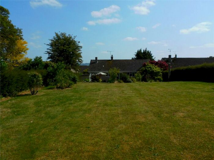 2 Bedroom Bungalow To Rent In Kings Close, Longburton, Sherborne, DT9