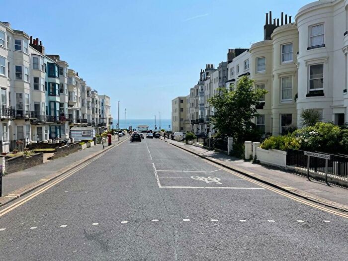 Studio To Rent In Lower Rock Gardens, Brighton, BN2