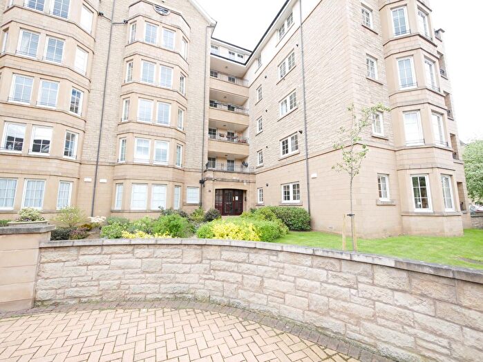 3 Bedroom Flat To Rent In Roseburn Maltings, Roseburn, Edinburgh, EH12