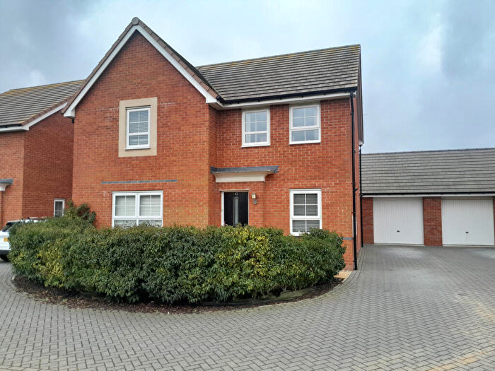 4 Bedroom Detached House To Rent In Stables Road, Felixstowe, IP11