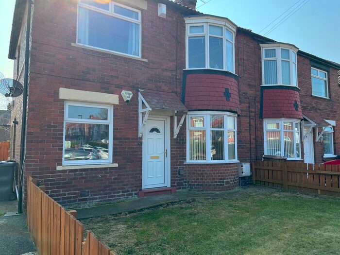 2 Bedroom Flat To Rent In Holderness Road, Wallsend, Tyne And Wear, NE28