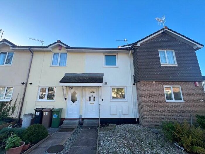 2 Bedroom Terraced House To Rent In White Friars Lane, PL4