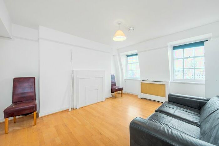 3 Bedroom Flat To Rent In Seymour Place, London, W1H