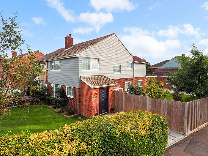 4 Bedroom Semi-Detached House For Sale In Cottes Way, Hill Head, PO14
