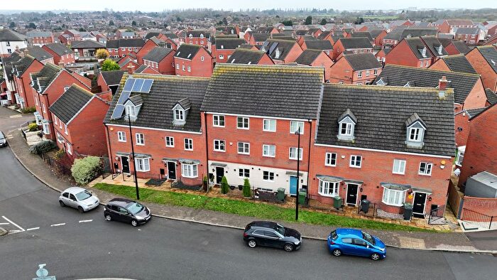 4 Bedroom Town House For Sale In Birstall Meadow Road, Birstall, Leicestershire, LE4