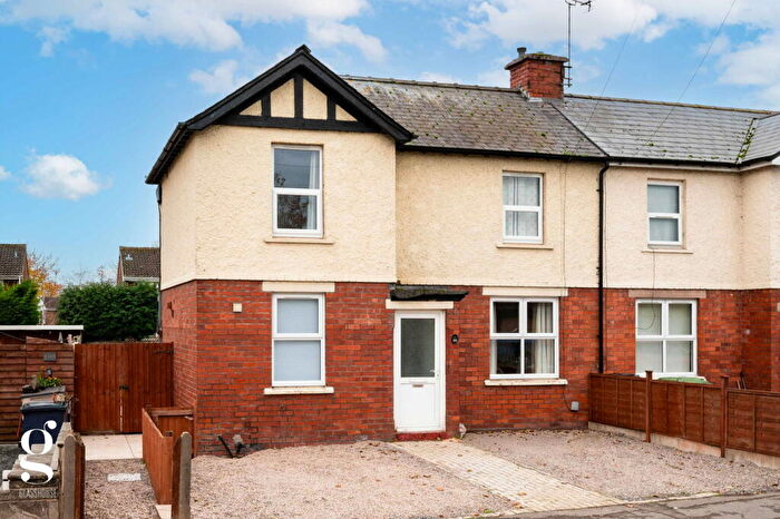 3 Bedroom End Of Terrace House For Sale In Grandstand Road, Hereford, HR4