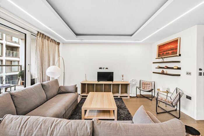 2 Bedroom Flat For Sale In Radnor Terrace, London, W14