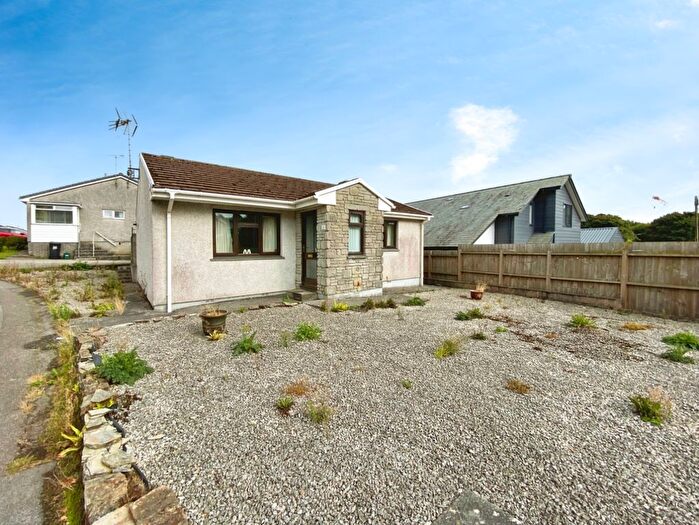 2 Bedroom Detached Bungalow For Sale In Bungalow With No Onward Chain, Falmouth, TR11