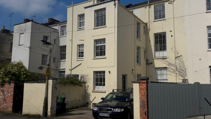 1 Bedroom House To Rent In Clarence Square, GL50
