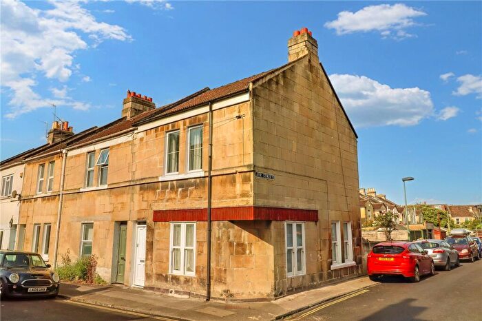 3 Bedroom End Of Terrace House To Rent In Stuart Place, Oldfield Park, Bath, BA2