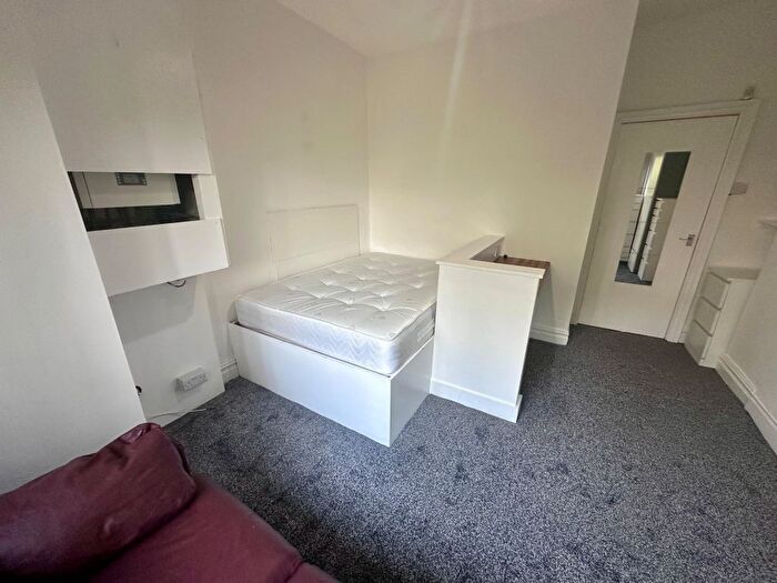 1 Bedroom Studio To Rent In Blair Road, Manchester, M16