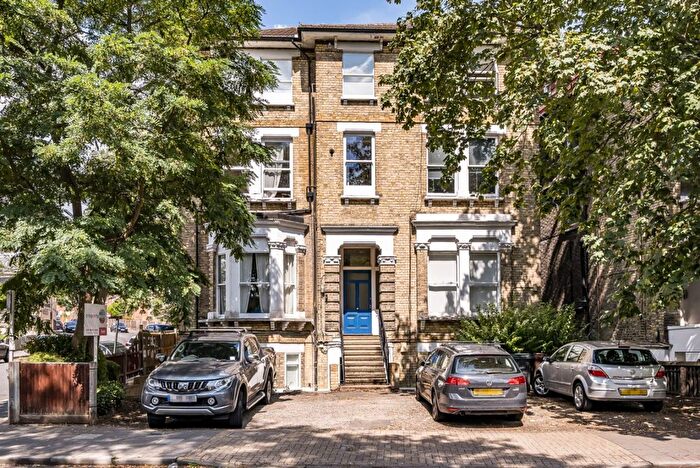 1 Bedroom Flat To Rent In Thicket Road, London, SE20