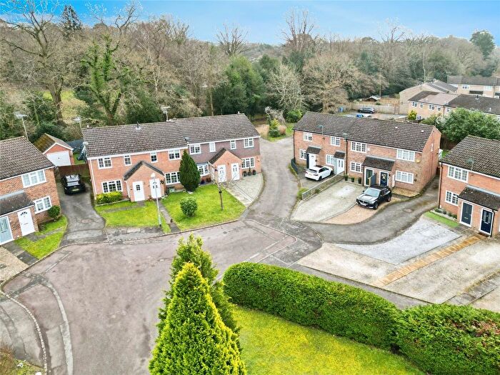 3 Bedroom End Of Terrace House For Sale In Farcrosse Close, Sandhurst, Berkshire, GU47