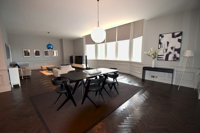 2 Bedroom Flat To Rent In Tower Building, Water Street, Liverpool, L3