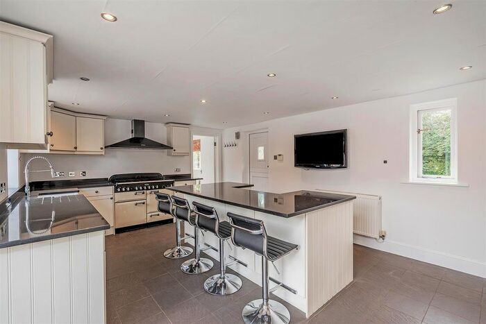 3 Bedroom Barn Conversion To Rent In Great Pinely Barns, Claverdon, Warwick, CV35