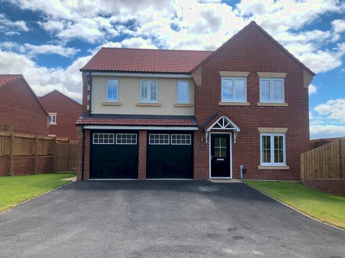 5 Bedroom Detached House For Sale In Goldfinch Gardens, Guisborough, North Yorkshire, TS14