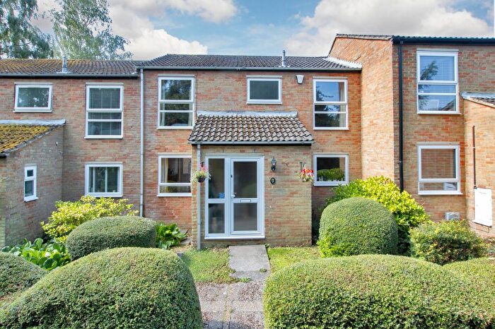 3 Bedroom Terraced House For Sale In Bowes Wood, New Ash Green, Longfield, Kent, DA3