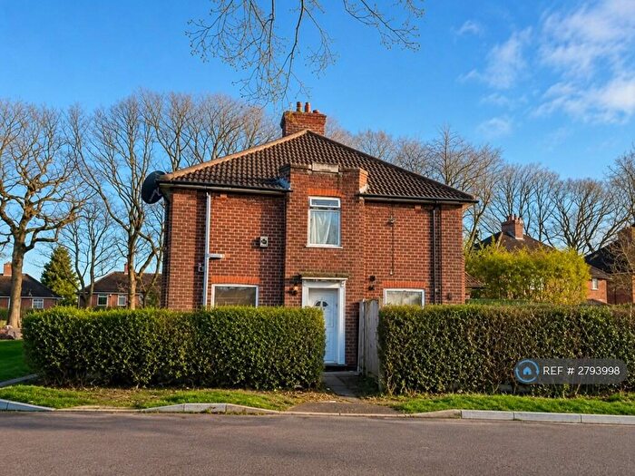 4 Bedroom End Of Terrace House To Rent In Weoley Castle Road, Birmingham, B29